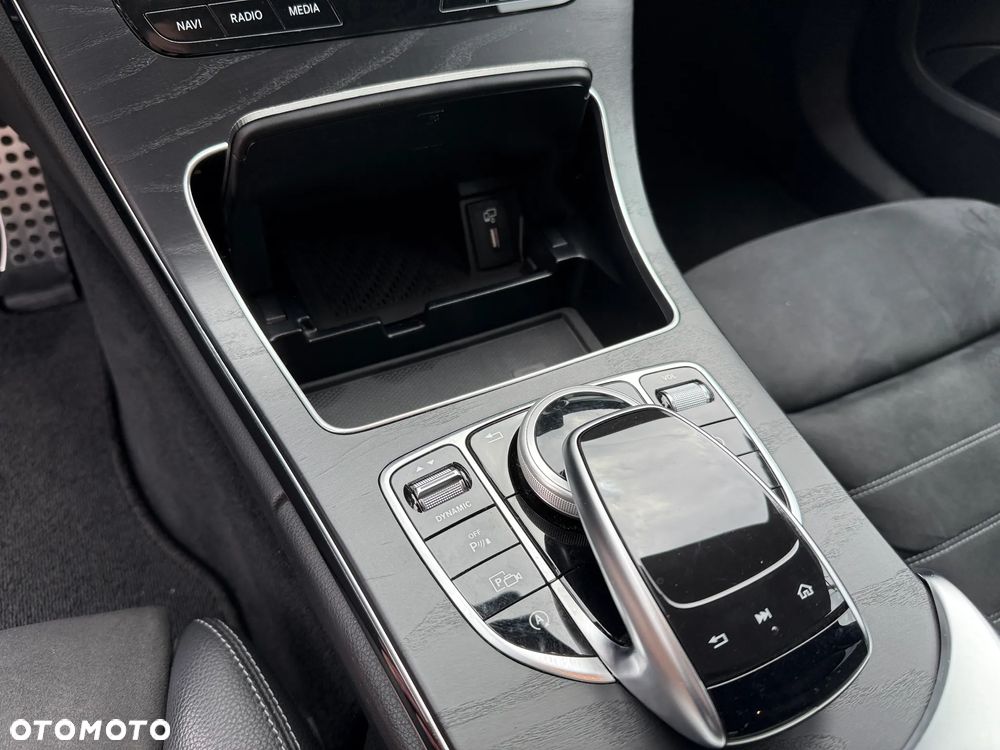 Mercedes-Benz Klasa C 220 d 9G-TRONIC AMG Line - 29