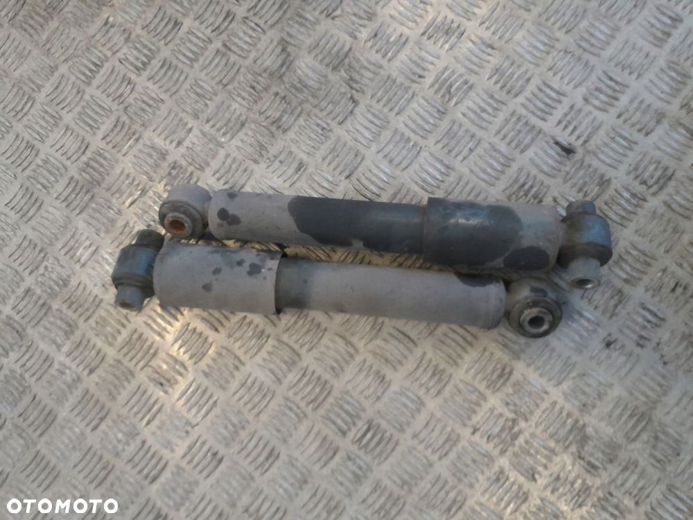 AMORTYZATOR IVECO DAILY VI 35S 2014- PRZÓD TYŁ - 2