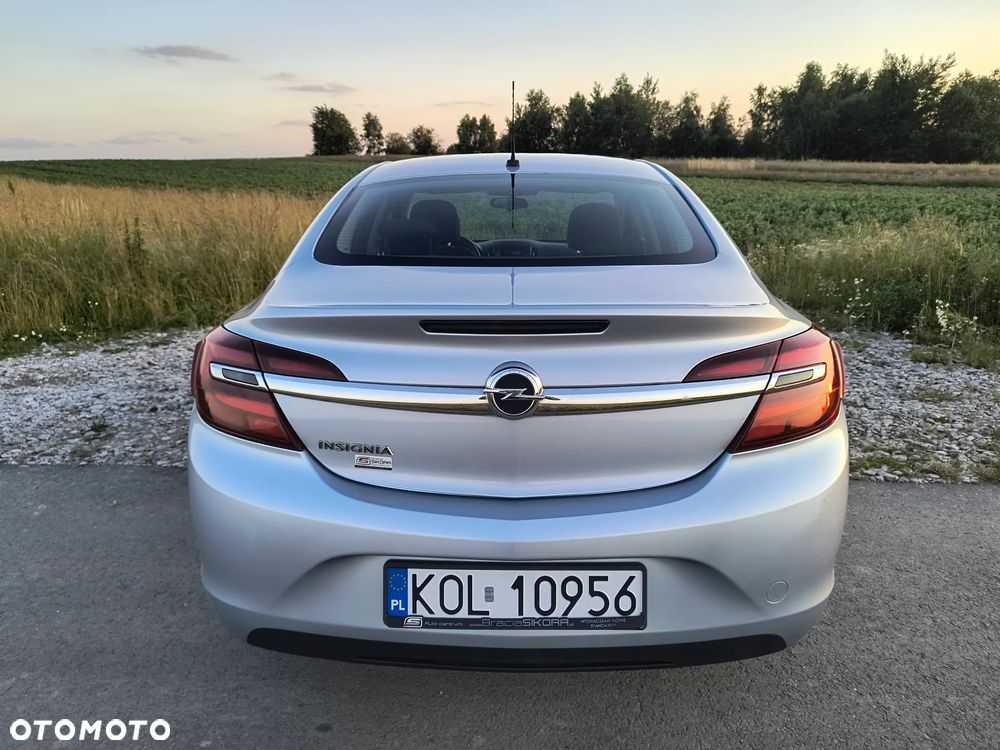 Opel Insignia 1.8 - 7