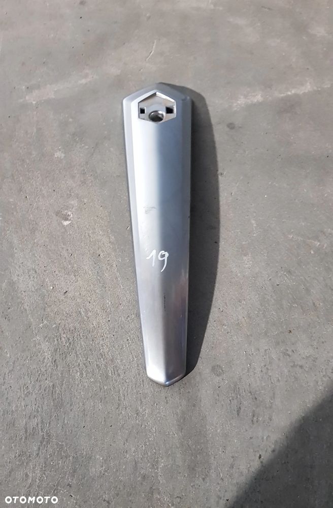 Piaggio MP3 300 Yourban Nosek Osłona Krawat Przód - 1
