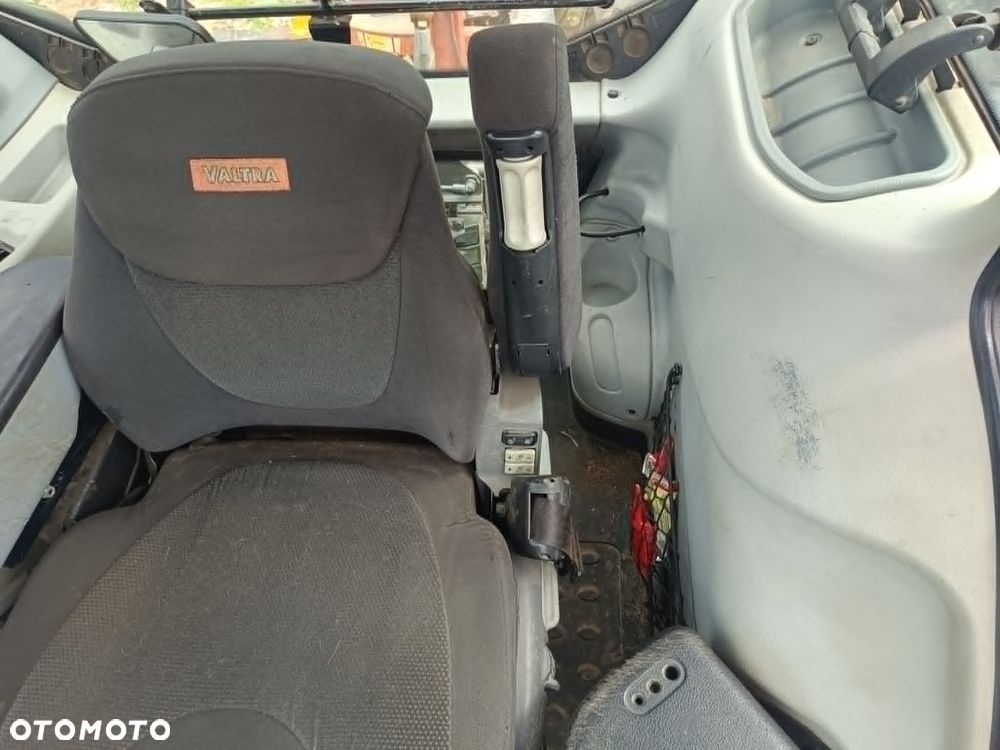 Valtra 163 - 5