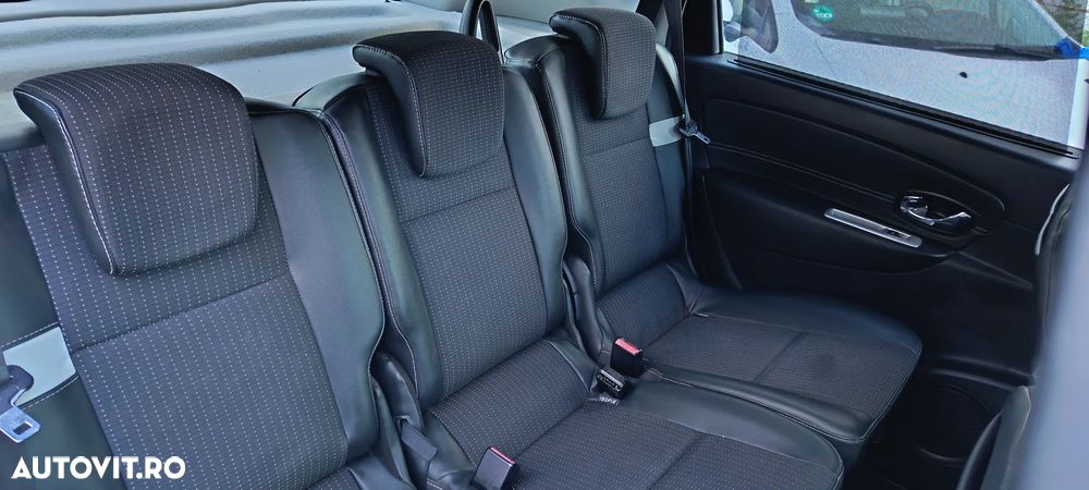 Renault Scenic - 30
