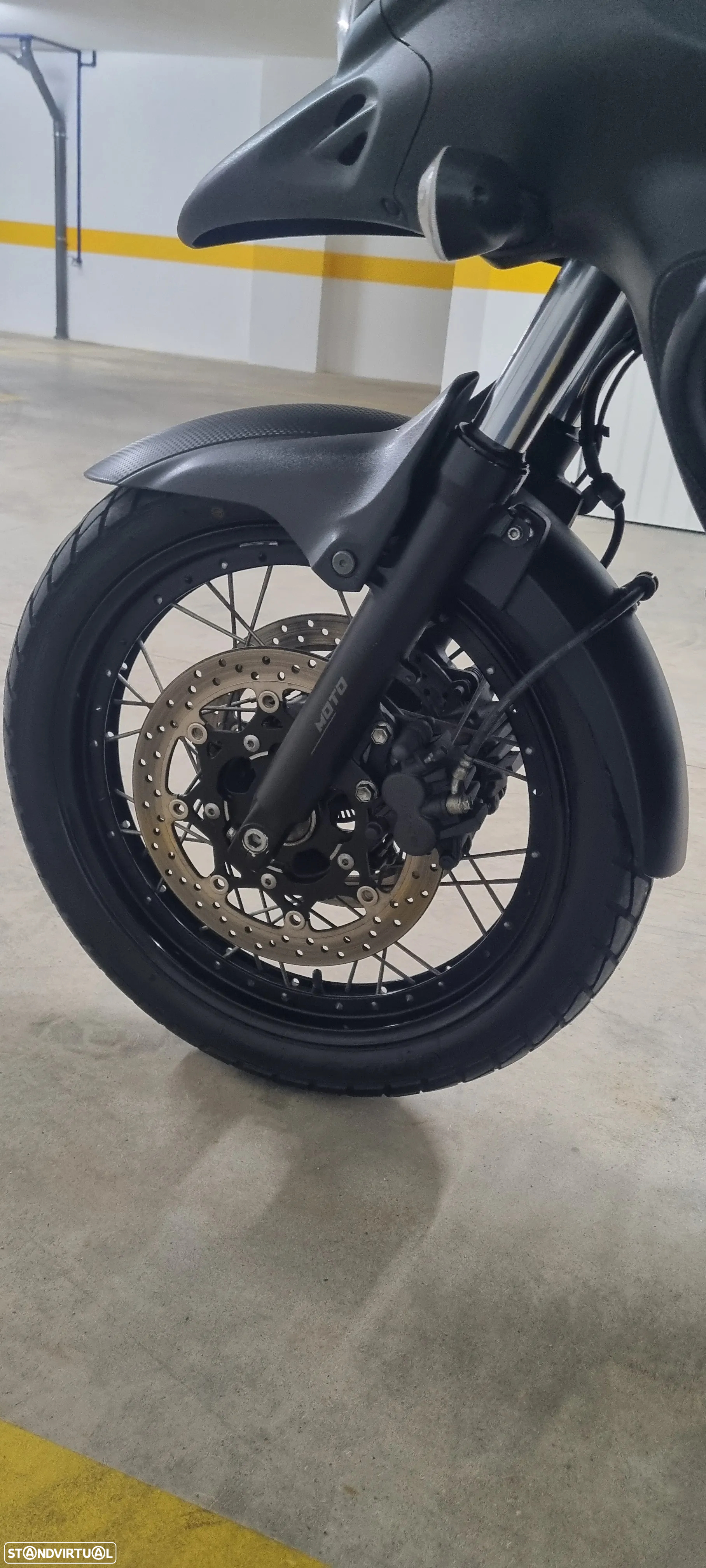Suzuki DL VStrom 650XT - 4