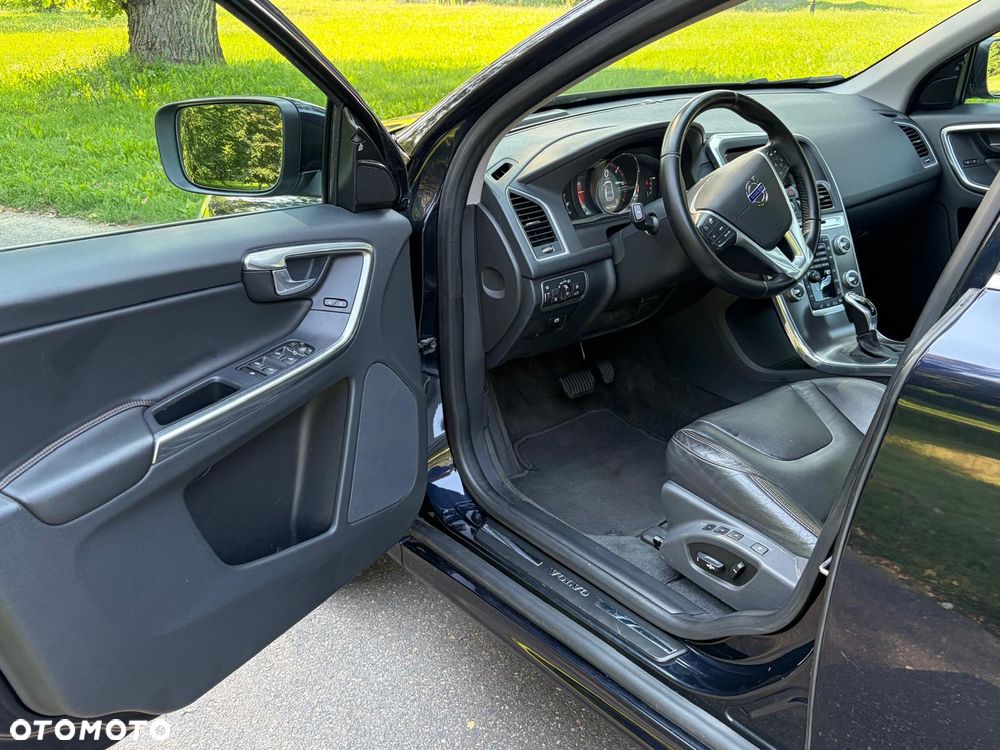 Volvo XC 60 D4 AWD Summum - 9