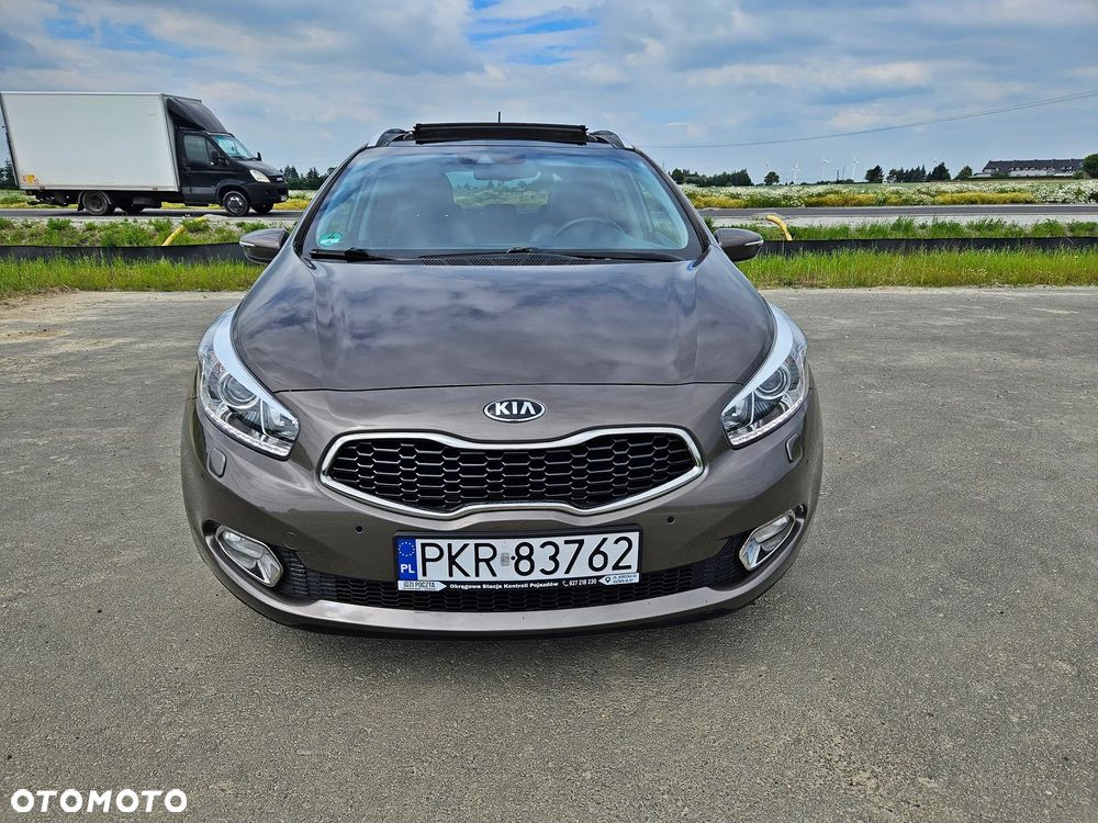 Kia Ceed 1.6 GDI DCT Platinum Edition - 33