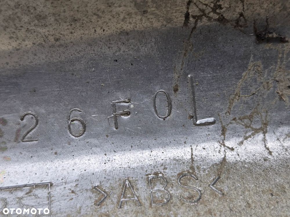 SUZUKI INTRUDER 125 LISTWA PŁOZA PRAWY LEWY  CHROM - 20