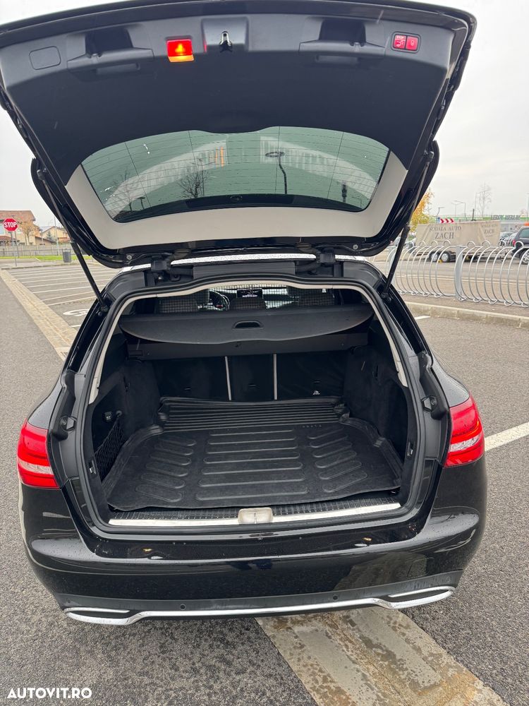 Mercedes-Benz C - 15