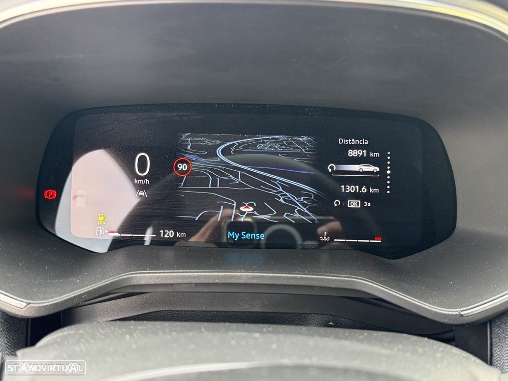 Renault Clio 1.0 TCe Techno Bi-Fuel - 10