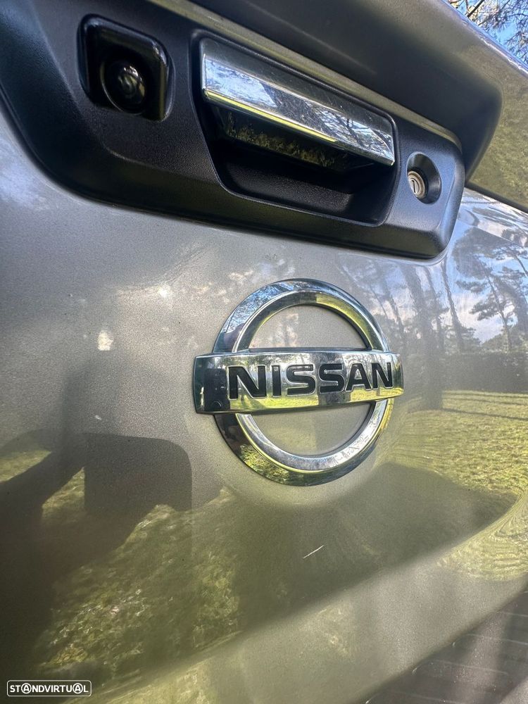Nissan Navara 2.3 dCi CD 4WD N-Connecta Navi+Barras - 24