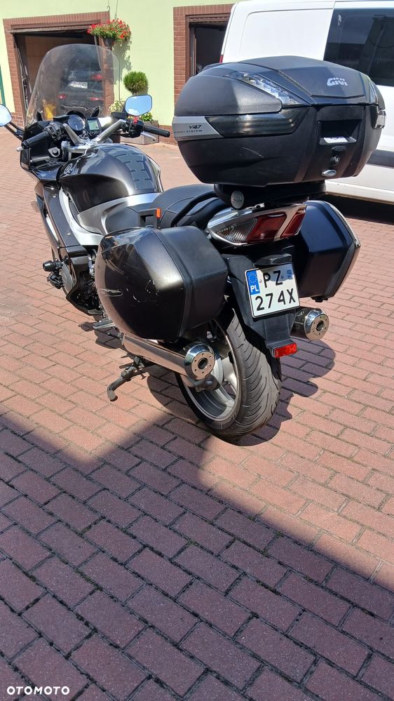 Yamaha FJR - 5