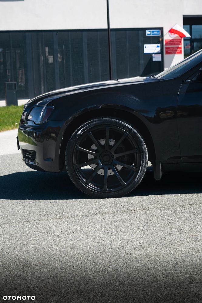 Chrysler 300C - 19
