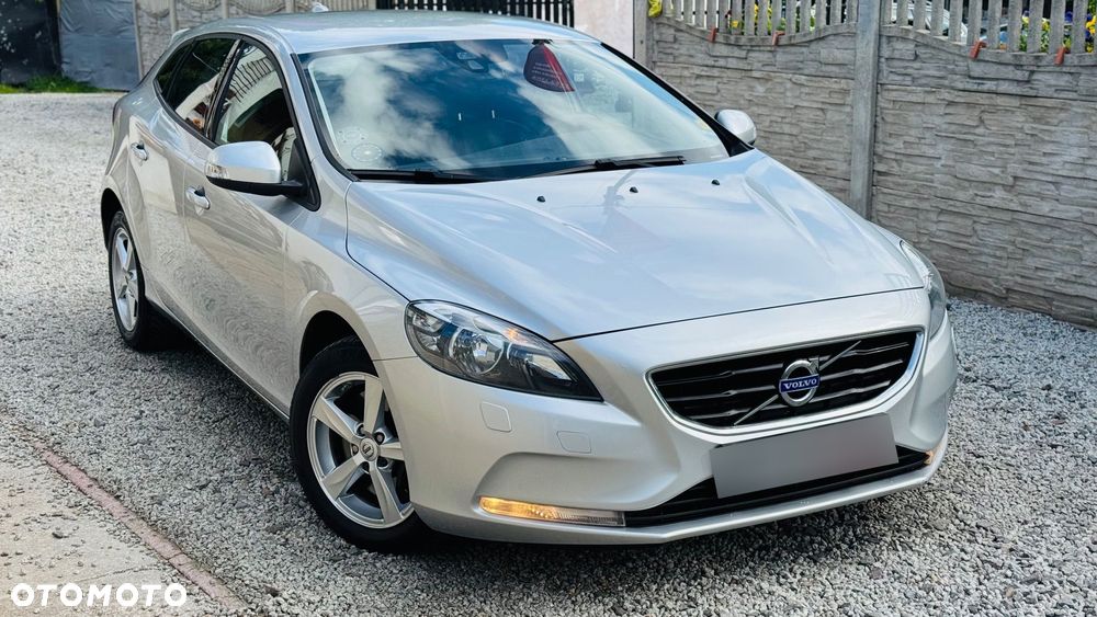 Volvo V40 D4 Inscription - 4