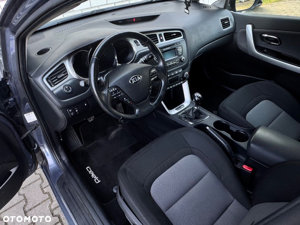 Kia Ceed 1.6 GDI Spirit - 20