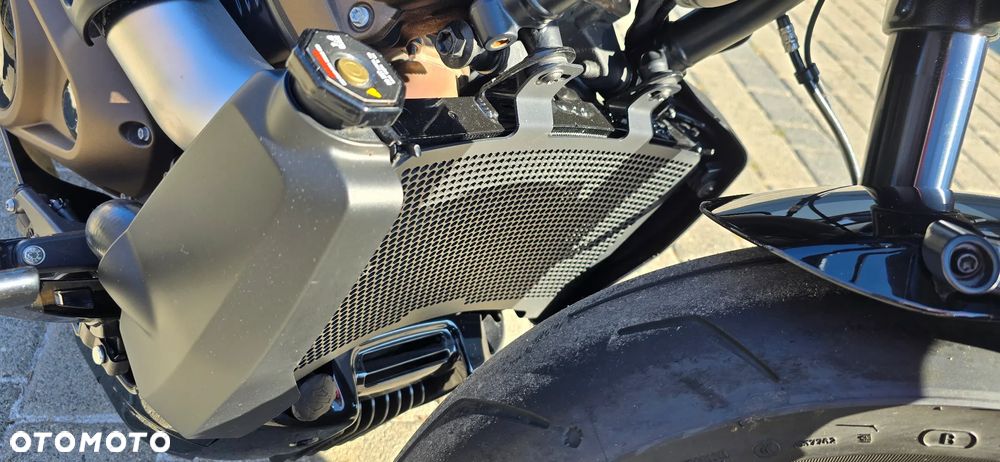 Harley-Davidson Sportster - 12