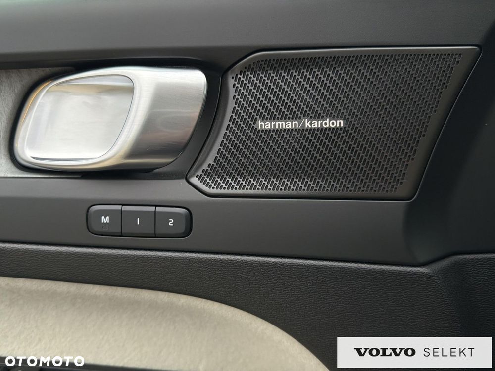 Volvo XC 40 - 28