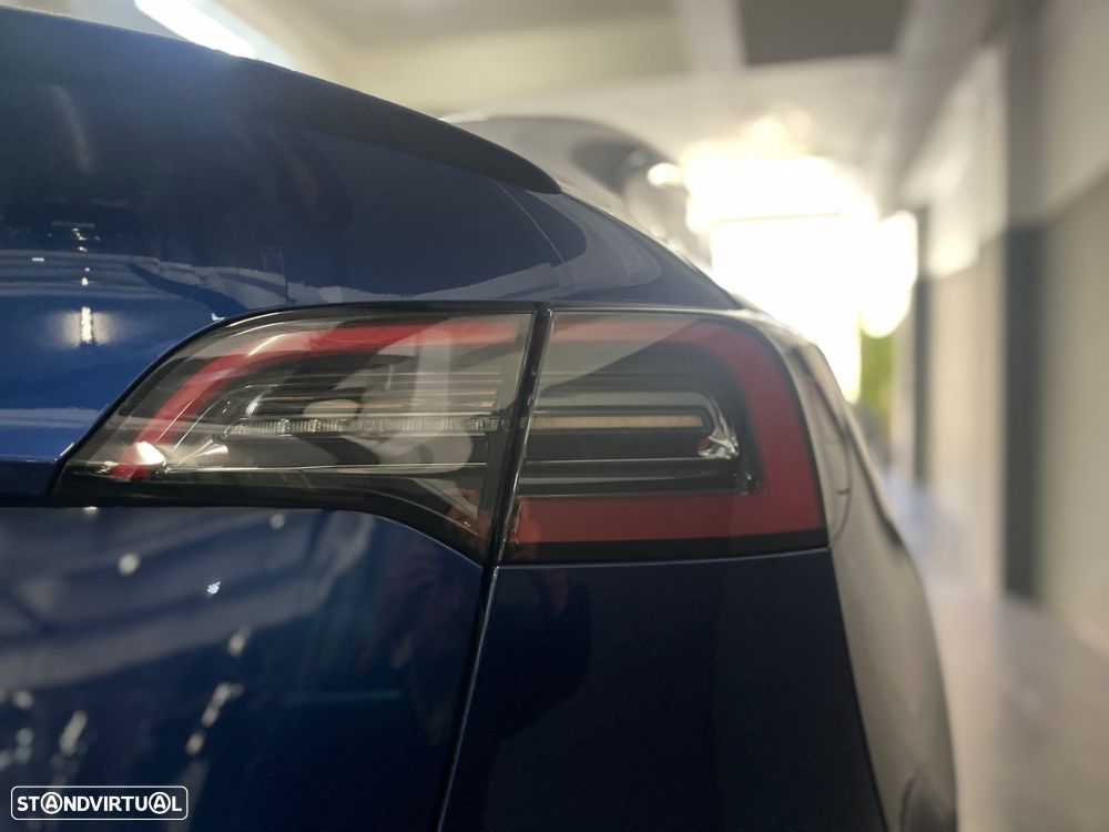 Tesla Model Y Performance Tração Integral - 35