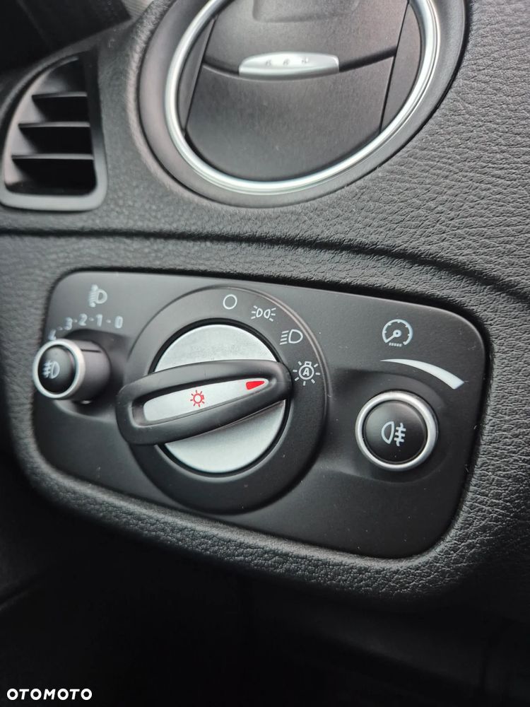 Ford S-Max 2.0 TDCi DPF Titanium - 15