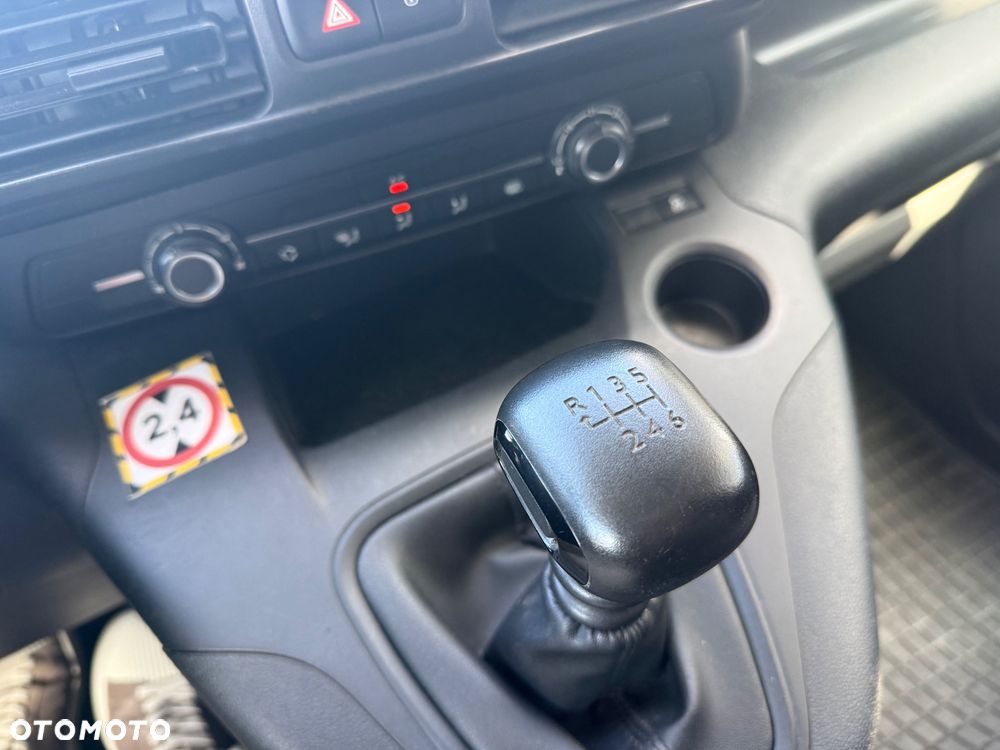 Opel Combo - 16