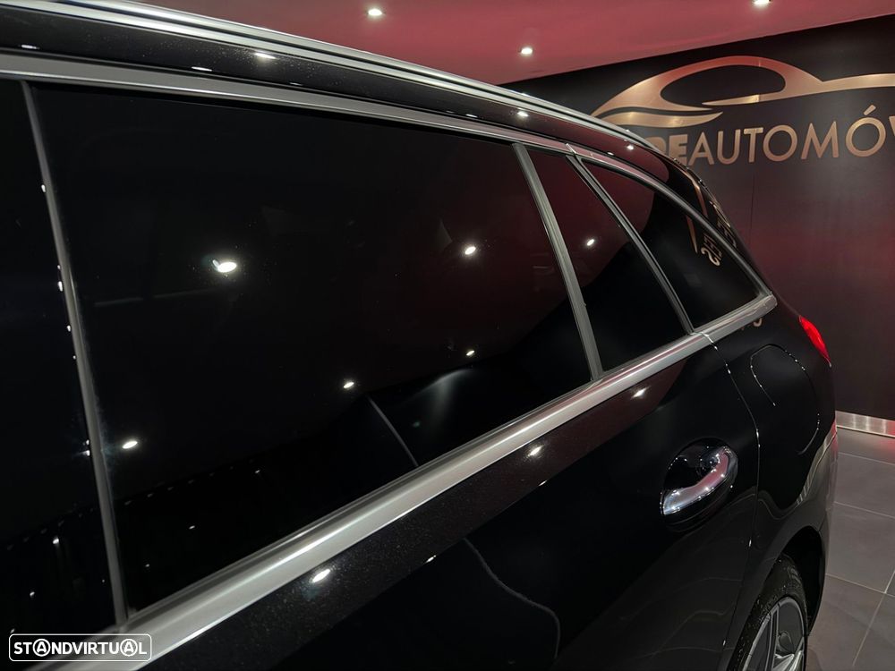 Mercedes-Benz C 300 e T 9G-TRONIC AMG Line - 12