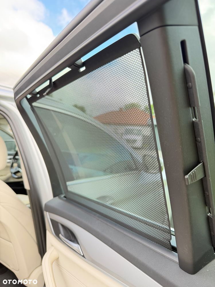 BMW Seria 5 520d Sport Line - 11