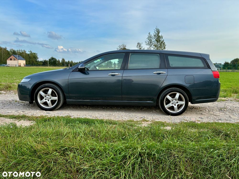 Honda Accord 2.0 i Executive - 13