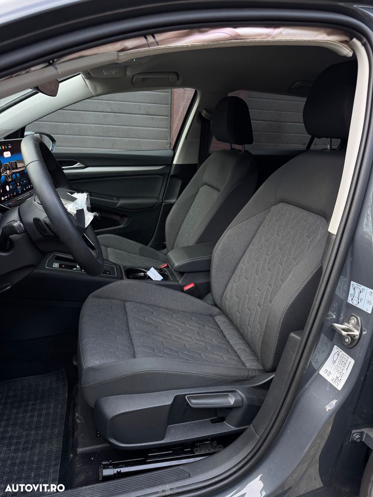 Volkswagen Golf 1.5 eTSI DSG MHEV Advanced - 14