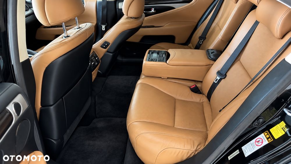 Lexus LS 460 Luxury Line - 10