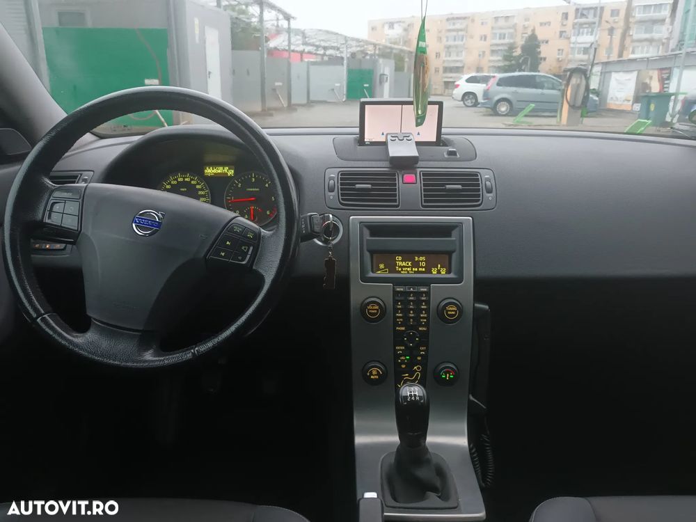 Volvo V50 - 2