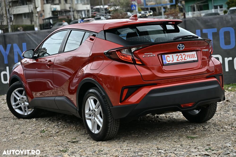 Toyota C-HR - 13