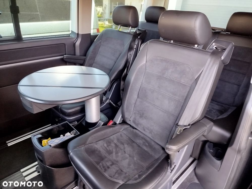 Volkswagen Multivan - 8