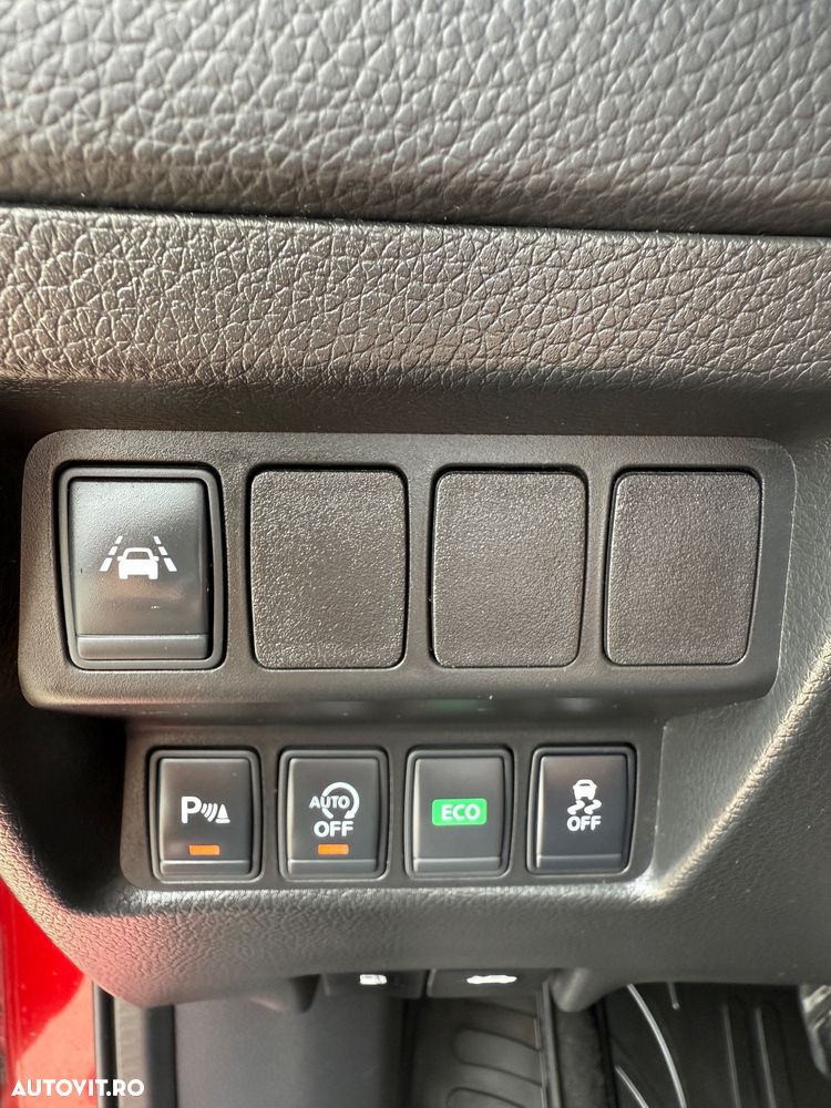 Nissan Qashqai 1.6 DCI Start/Stop X-TRONIC Tekna - 12