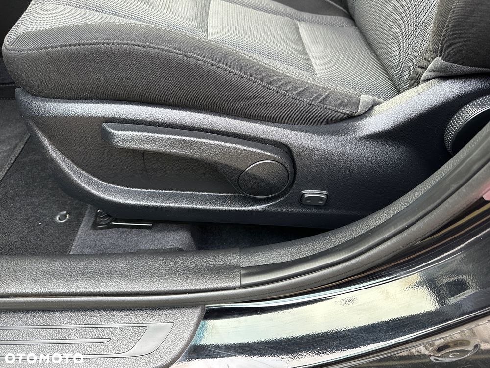 Hyundai i30 1.4 Passion Plus - 19