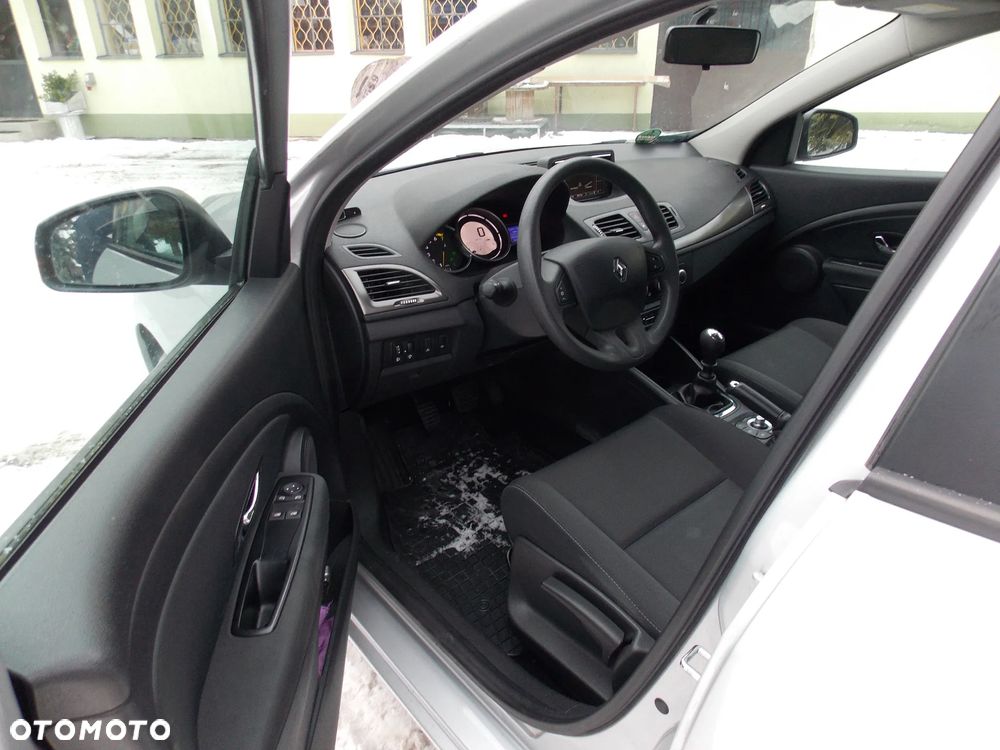 Renault Megane ENERGY TCe 115 Start & Stop Bose Edition - 13