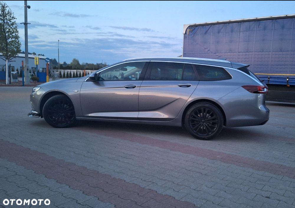 Opel Insignia 2.0 CDTI Cosmo S&S - 2