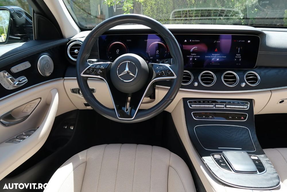 Mercedes-Benz E 300 4MATIC 9G-TRONIC - 16