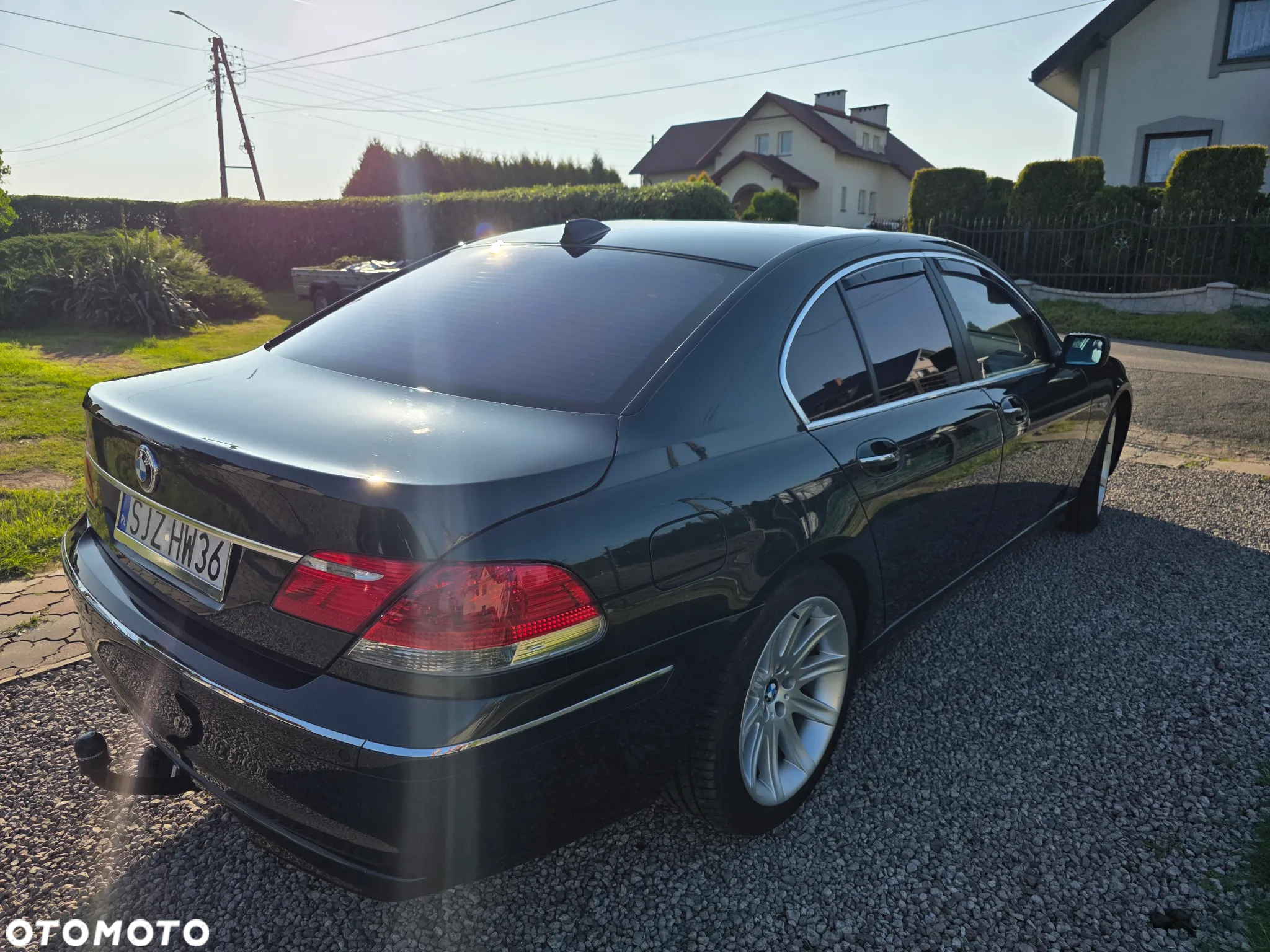 BMW Seria 7 745d - 32