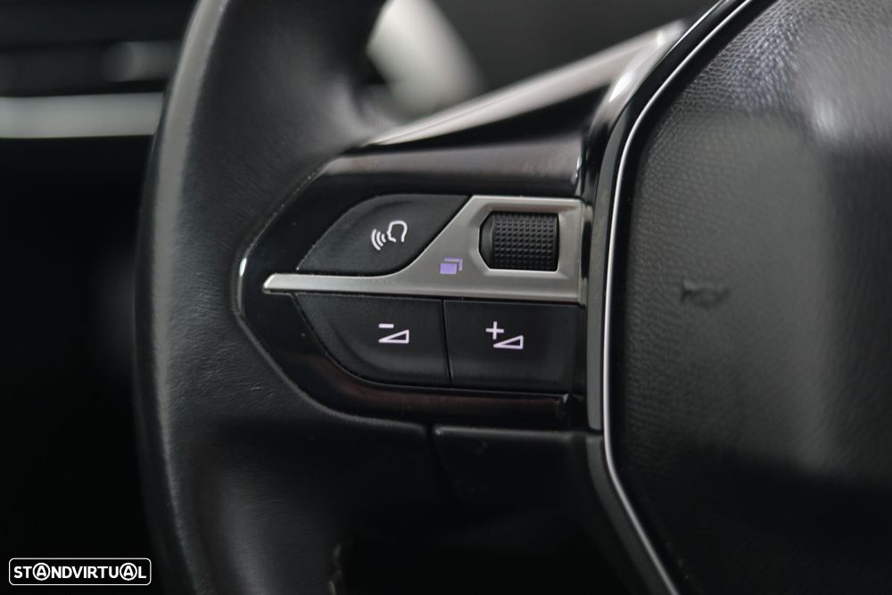 Peugeot 3008 1.5 BlueHDi Active - 16