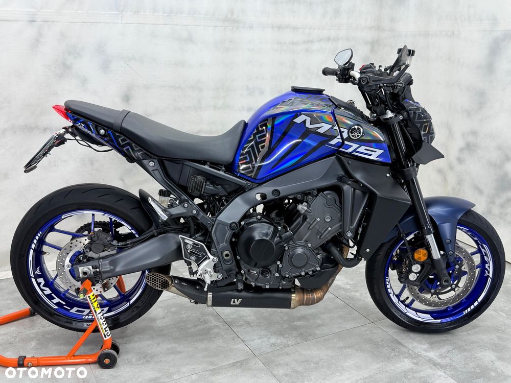 Yamaha MT - 7