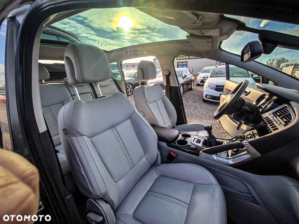 Peugeot 3008 HDi 150 Business-Line - 23