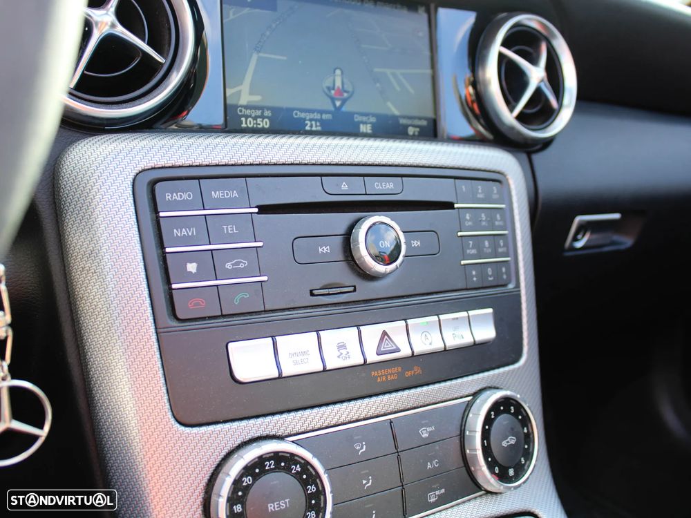 Mercedes-Benz SLC 180 - 13
