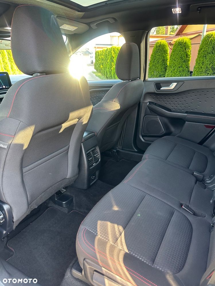 Ford Kuga - 27
