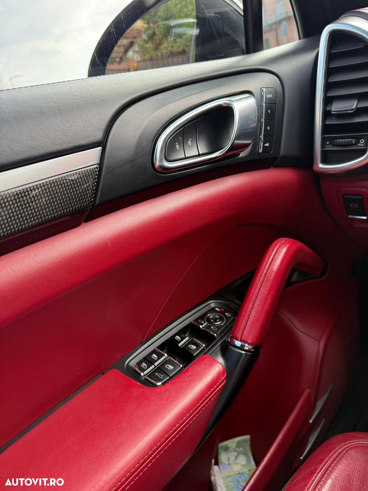 Porsche Cayenne Platinum Edition - 22