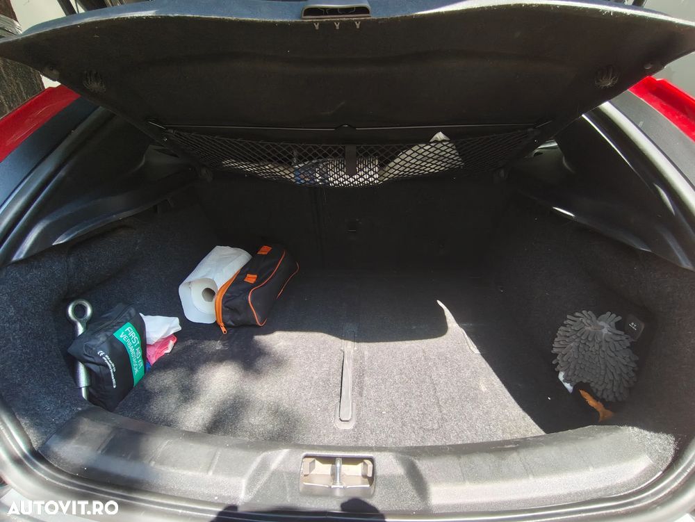 Volvo V40 D3 Aut. Inscription - 8