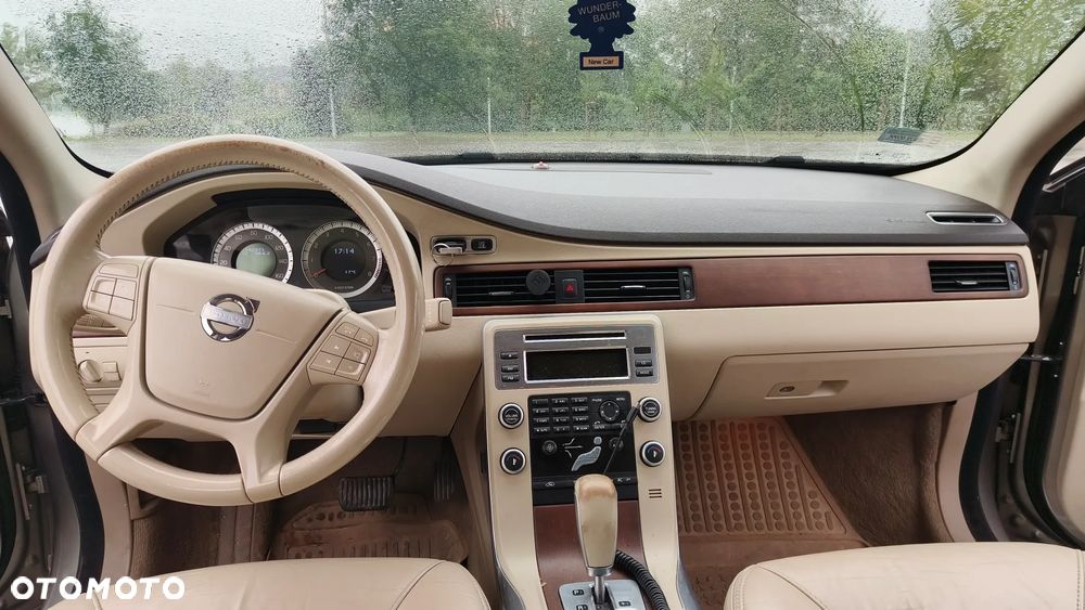 Volvo XC 70 - 2