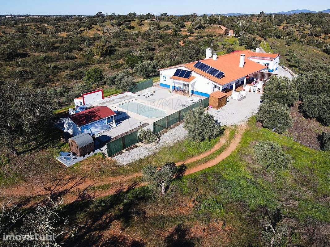 Quinta  para venda - Grande imagem: 2/38