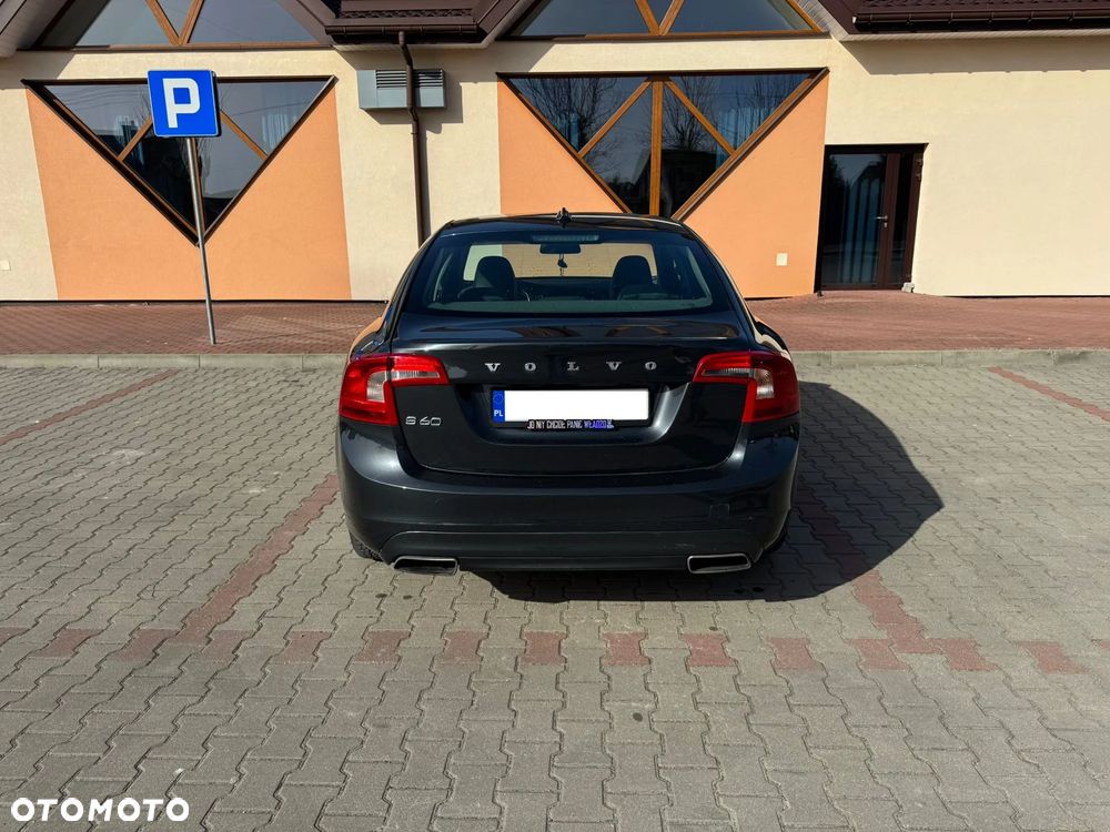 Volvo S60 T5 Geartronic Momentum - 6