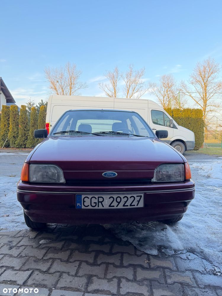 Ford Fiesta 1.3 Budget - 2