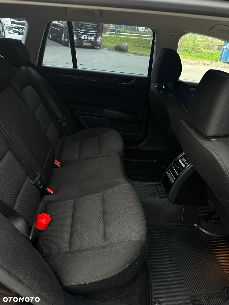 Skoda Superb 2.0 TDI Elegance - 13