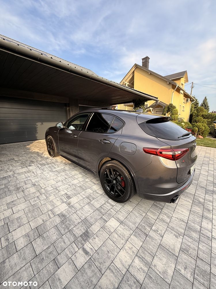 Alfa Romeo Stelvio 2.0 Turbo Veloce Q4 - 2