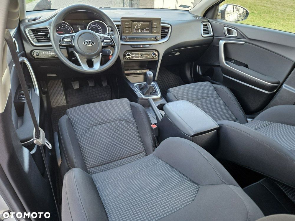 Kia Ceed - 19
